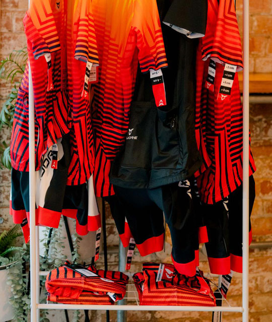 CUORE Radkleidung: Custom Muster zur Anprobe